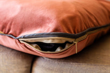 Load image into Gallery viewer, Camita Chica