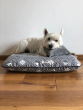 Load image into Gallery viewer, Camita Chica