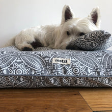 Load image into Gallery viewer, Camita Chica